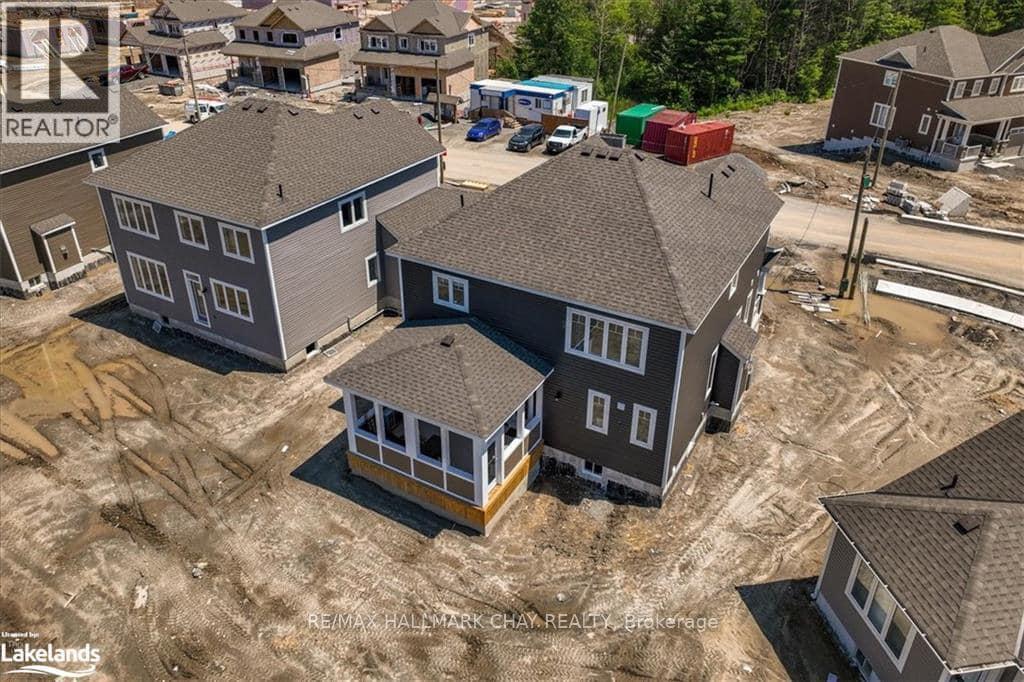 17 Chambery Street, Bracebridge, Ontario  P1L 0N4 - Photo 2 - X12702744