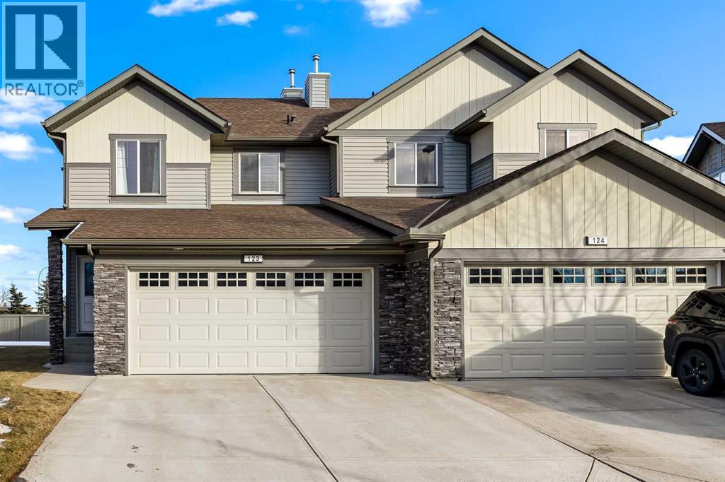 123, 100 Coopers Common SW, airdrie, Alberta