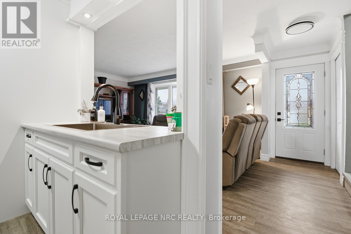 798 Parkdale Avenue, Fort Erie, Ontario  L2A 5B6 - Photo 16 - X12703058