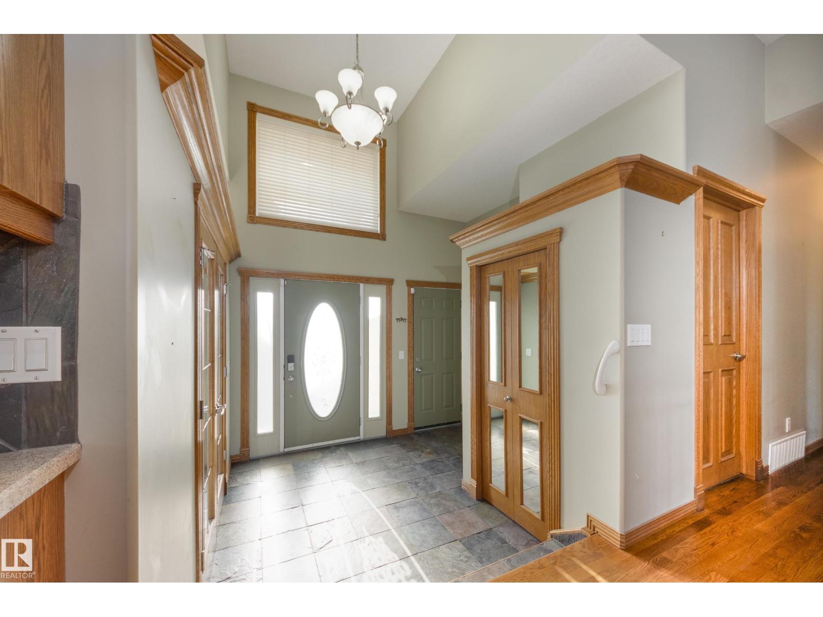 96 Linksview Dr, Spruce Grove, Alberta  T7X 4L6 - Photo 4 - E4470192