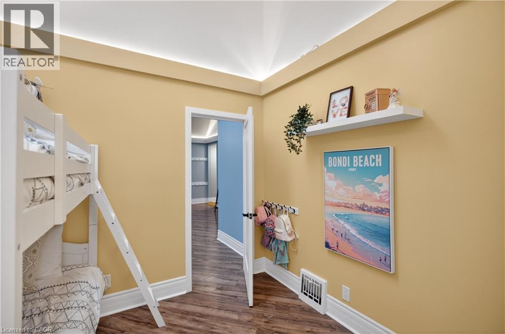 486 East 38th Street, Hamilton, Ontario  L8V 4G8 - Photo 32 - 40798916