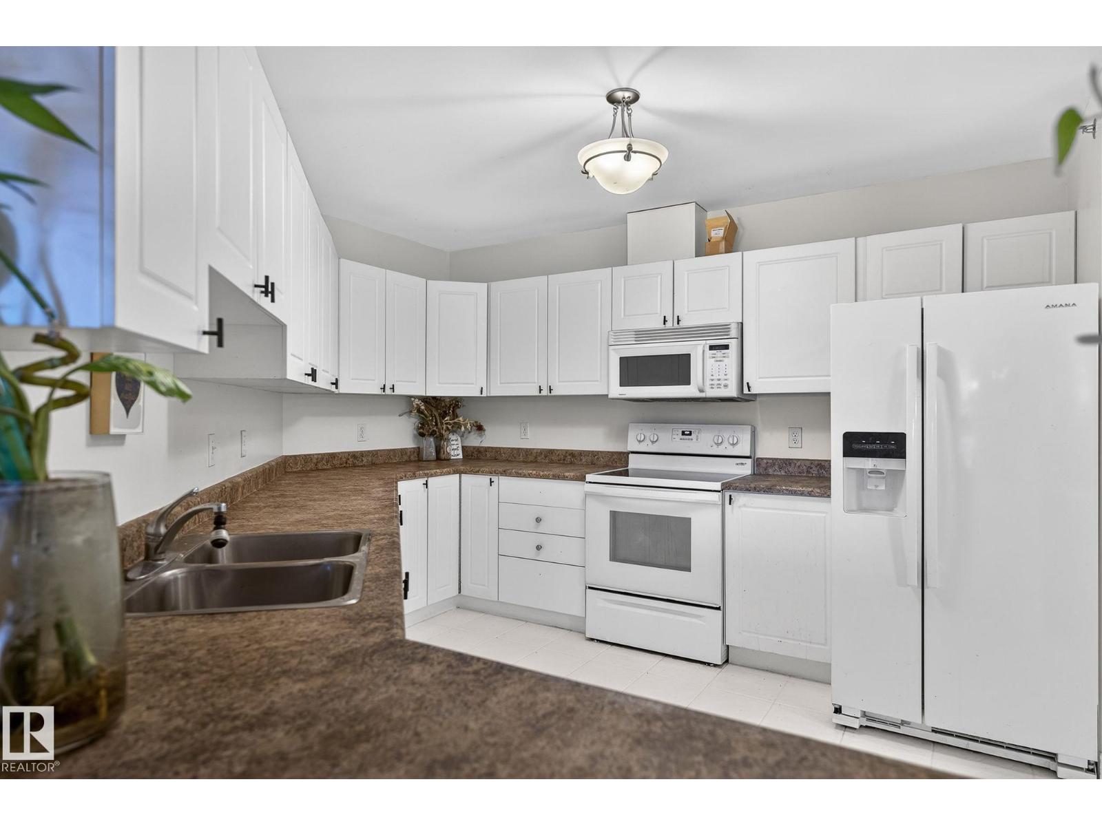 #404 11207 116 St Nw, Edmonton, Alberta  T5G 3K5 - Photo 8 - E4470241