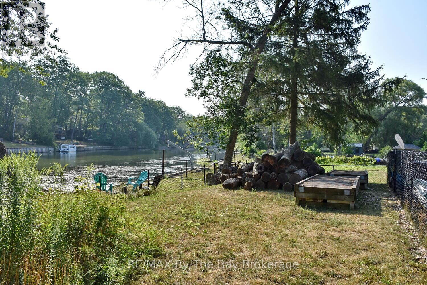 103 Sunnidale Road S, Wasaga Beach, Ontario  L9Z 2S9 - Photo 5 - S12702920