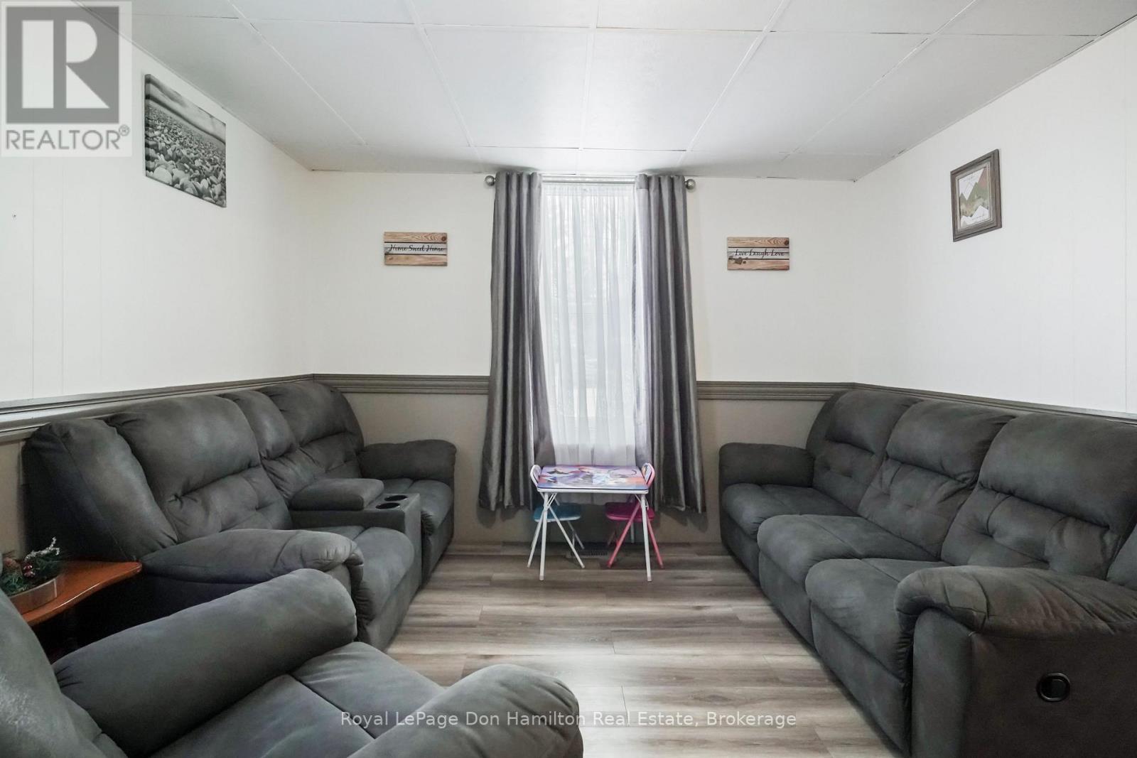 540 Ainley Street, Huron East, Ontario  N0G 1H0 - Photo 12 - X12702974