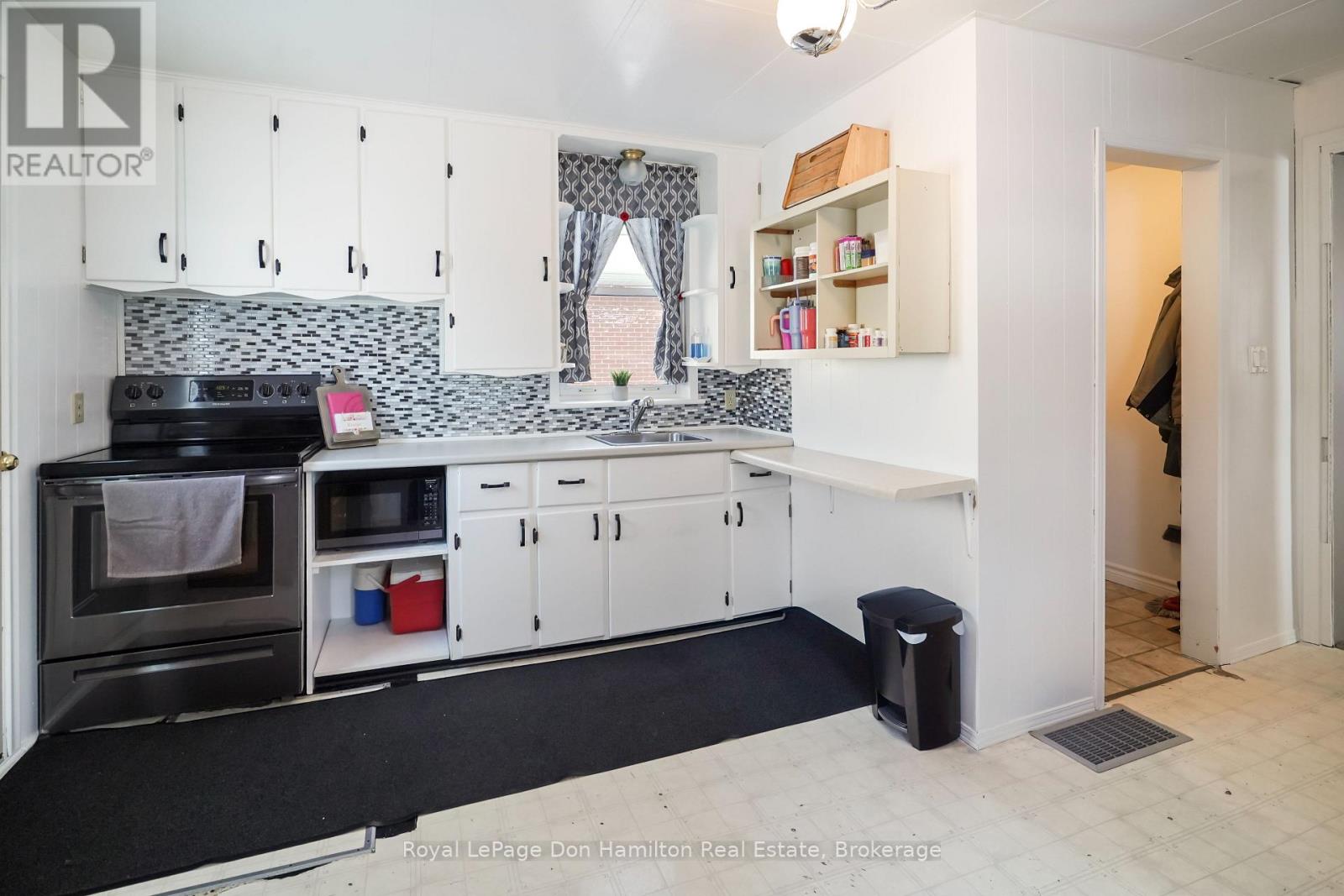 540 Ainley Street, Huron East, Ontario  N0G 1H0 - Photo 24 - X12702974