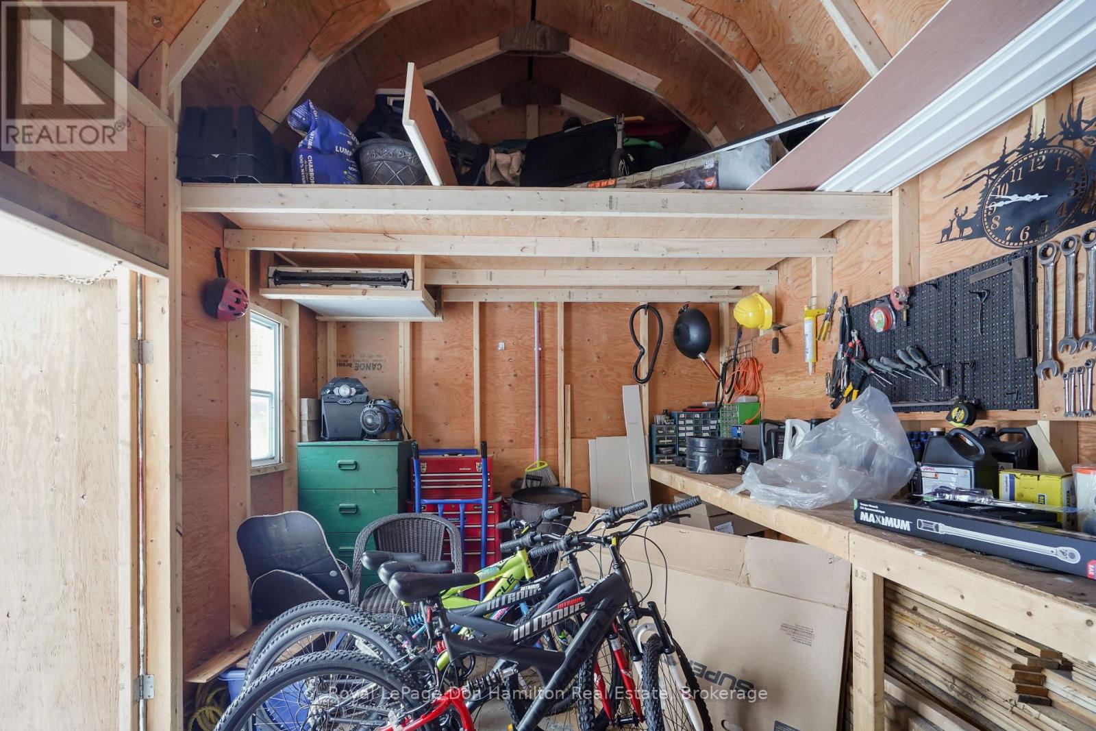 540 Ainley Street, Huron East, Ontario  N0G 1H0 - Photo 40 - X12702974