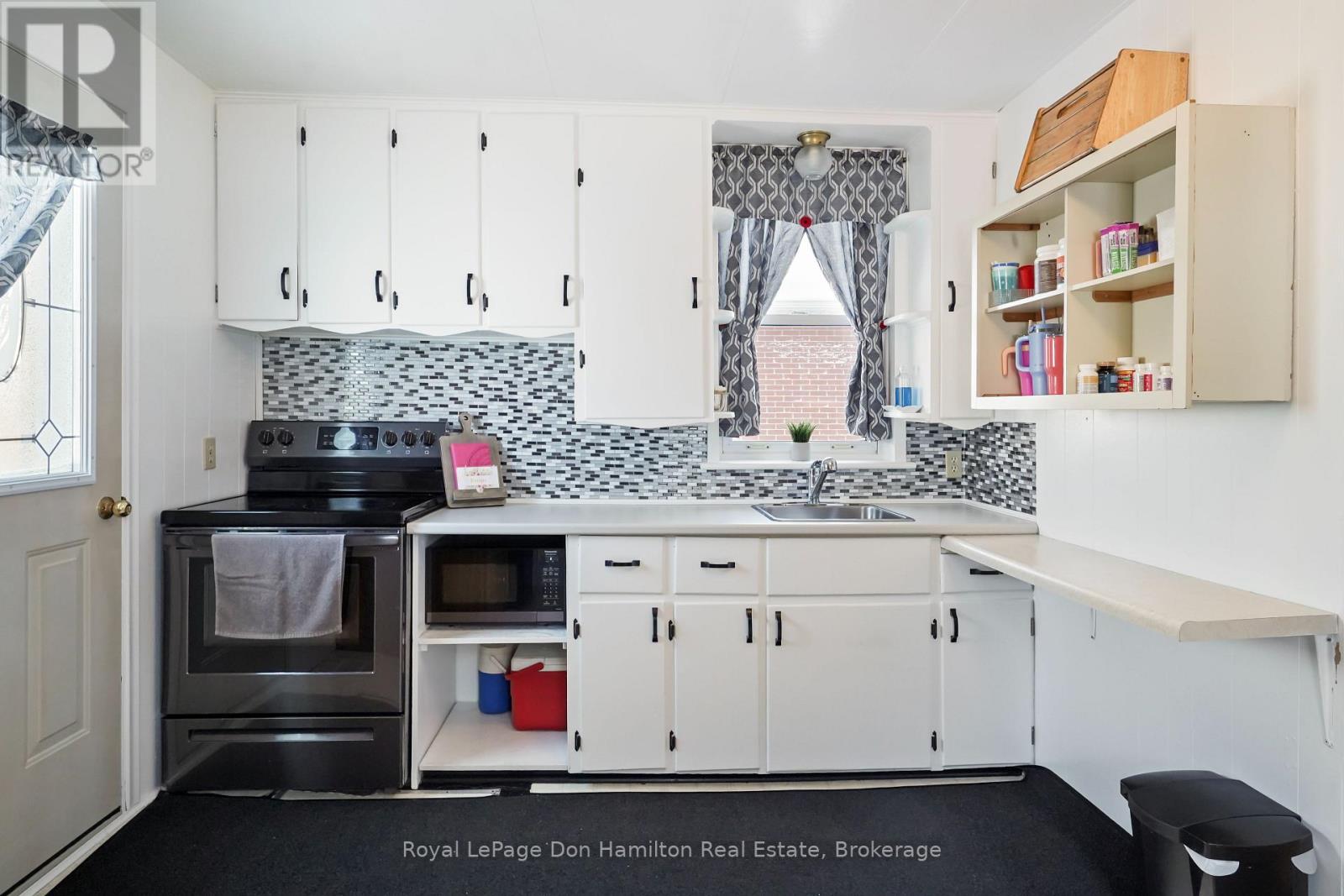 540 Ainley Street, Huron East, Ontario  N0G 1H0 - Photo 23 - X12702974