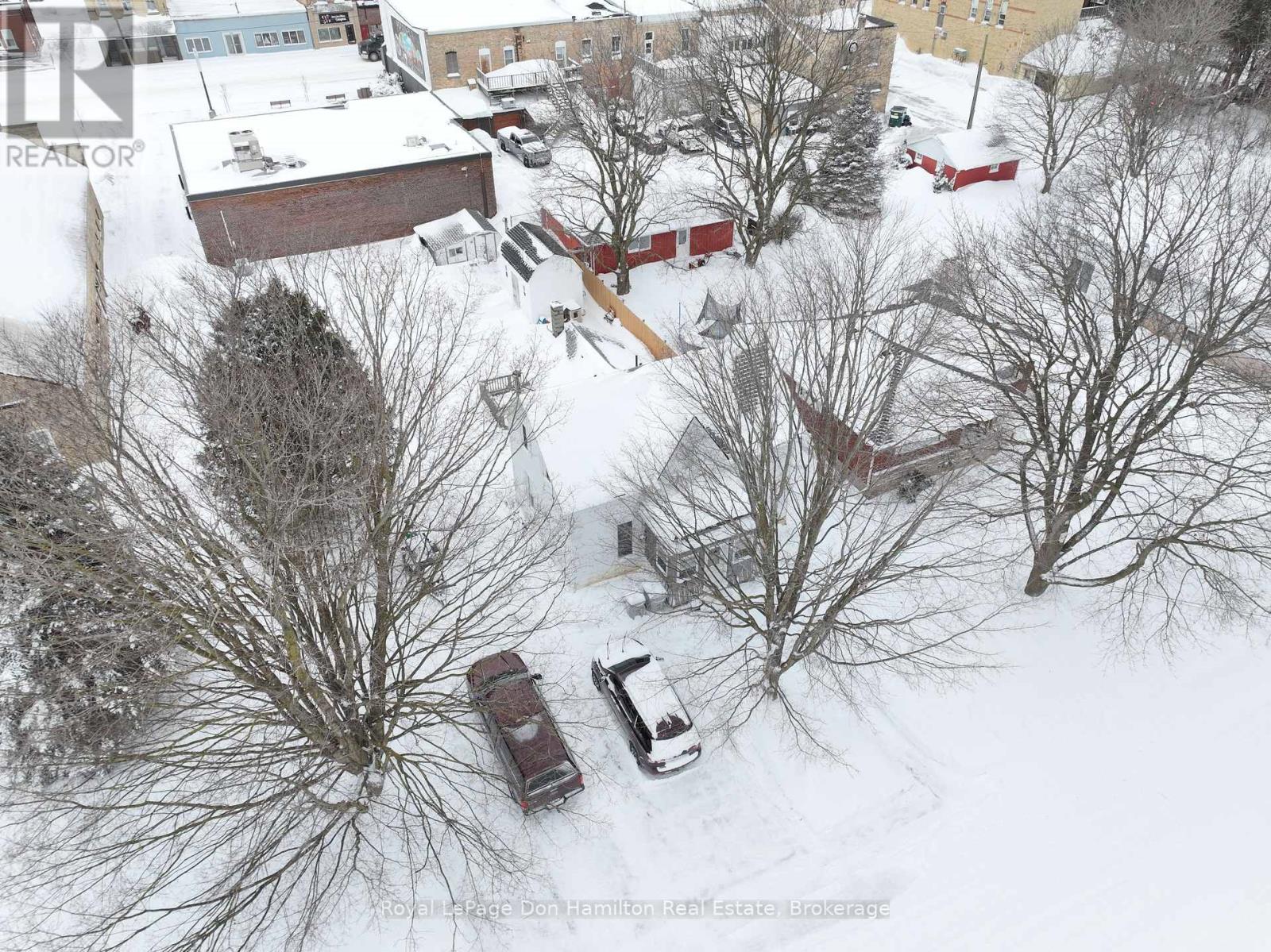 540 Ainley Street, Huron East, Ontario  N0G 1H0 - Photo 2 - X12702974