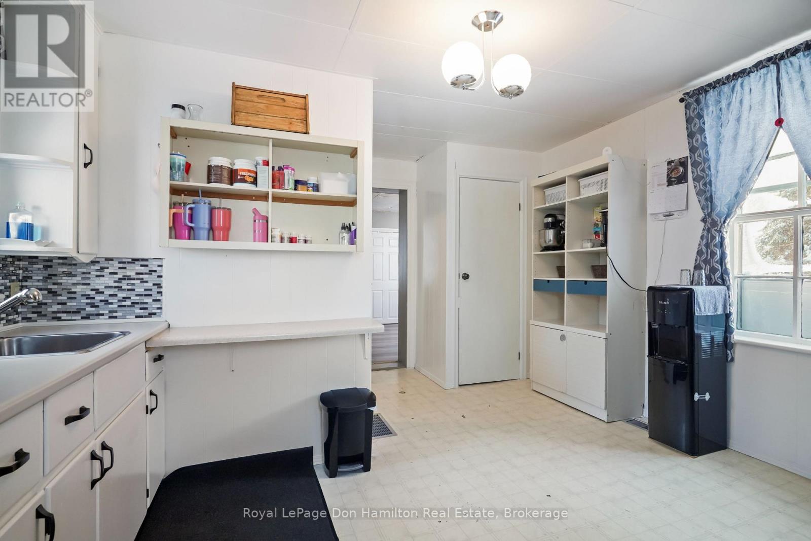 540 Ainley Street, Huron East, Ontario  N0G 1H0 - Photo 25 - X12702974