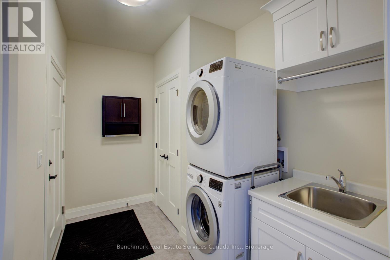 160 Ridgewood Crescent, St. Marys, Ontario  N4X 1E8 - Photo 24 - X12703046