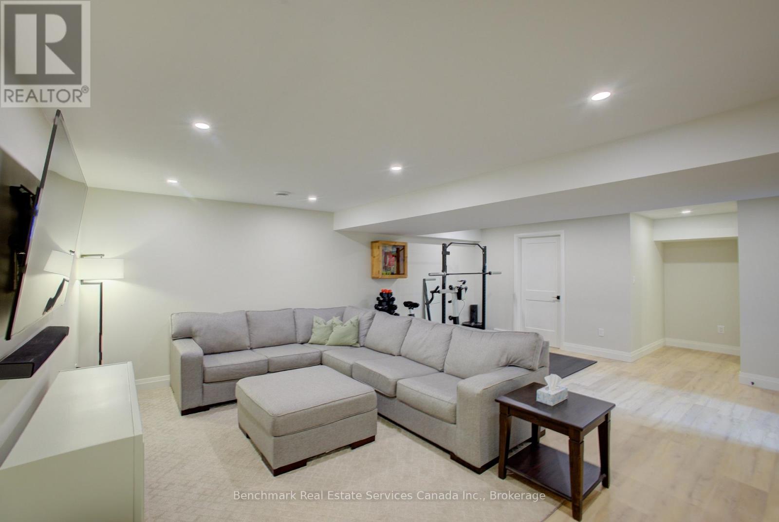 160 Ridgewood Crescent, St. Marys, Ontario  N4X 1E8 - Photo 29 - X12703046