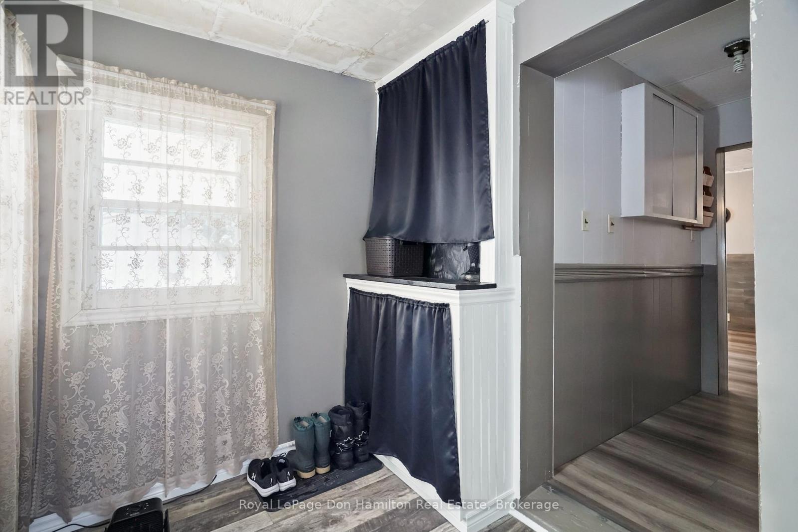 540 Ainley Street, Huron East, Ontario  N0G 1H0 - Photo 8 - X12702974