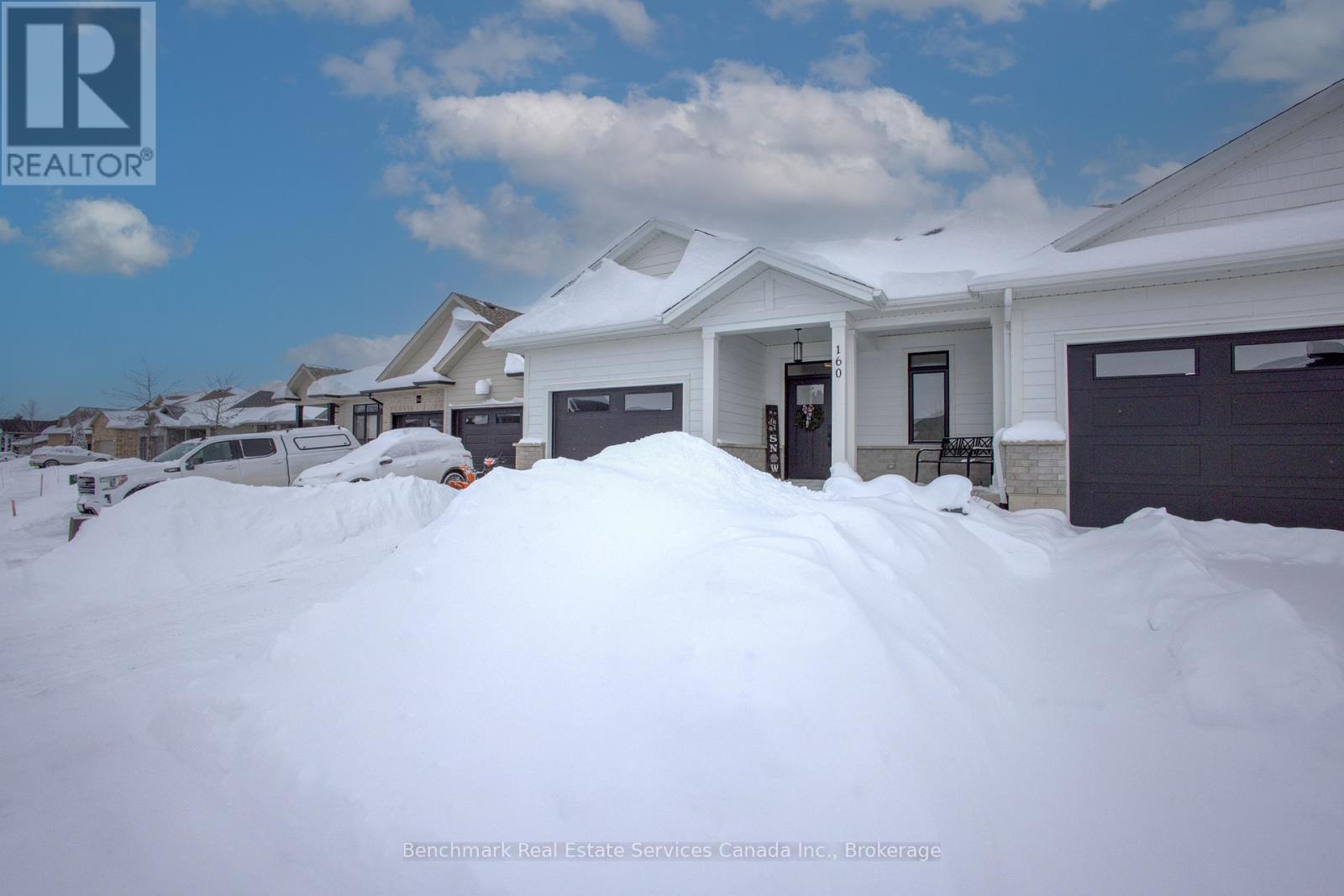 160 Ridgewood Crescent, St. Marys, Ontario  N4X 1E8 - Photo 3 - X12703046