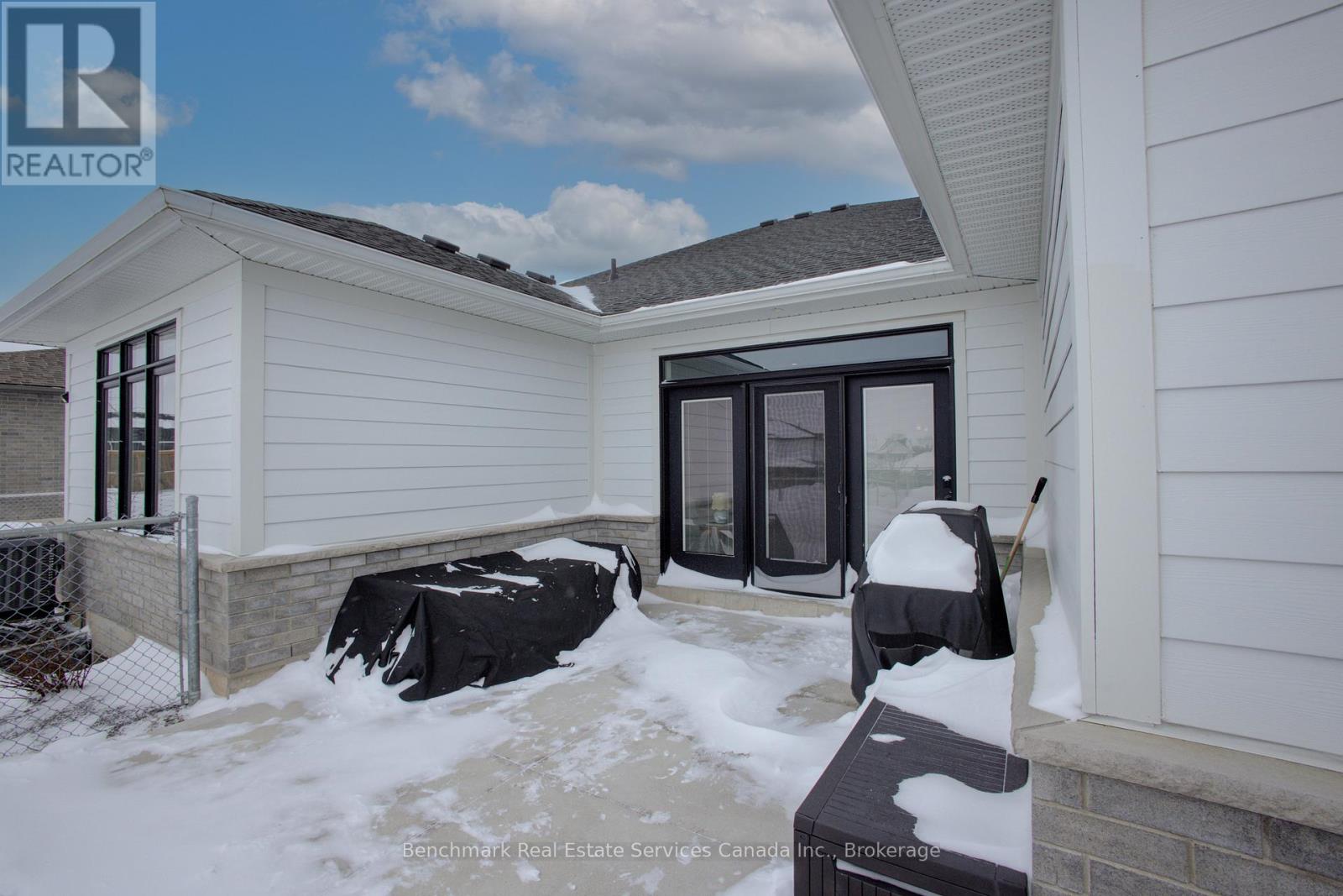 160 Ridgewood Crescent, St. Marys, Ontario  N4X 1E8 - Photo 37 - X12703046