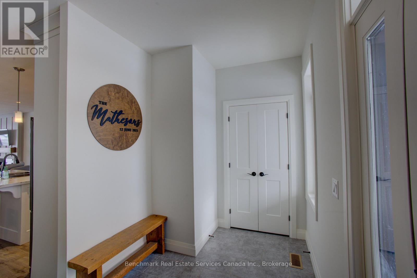 160 Ridgewood Crescent, St. Marys, Ontario  N4X 1E8 - Photo 7 - X12703046