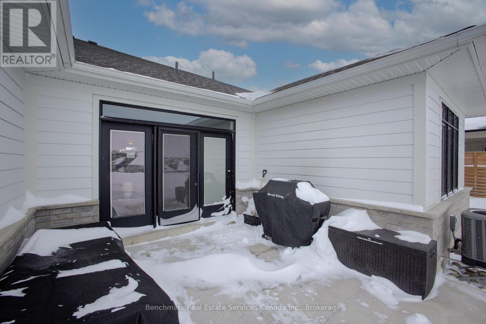 160 Ridgewood Crescent, St. Marys, Ontario  N4X 1E8 - Photo 38 - X12703046