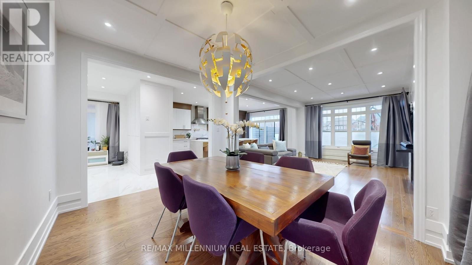 125 Cranbrook Crescent, Vaughan, Ontario  L4H 4G9 - Photo 6 - N12698552