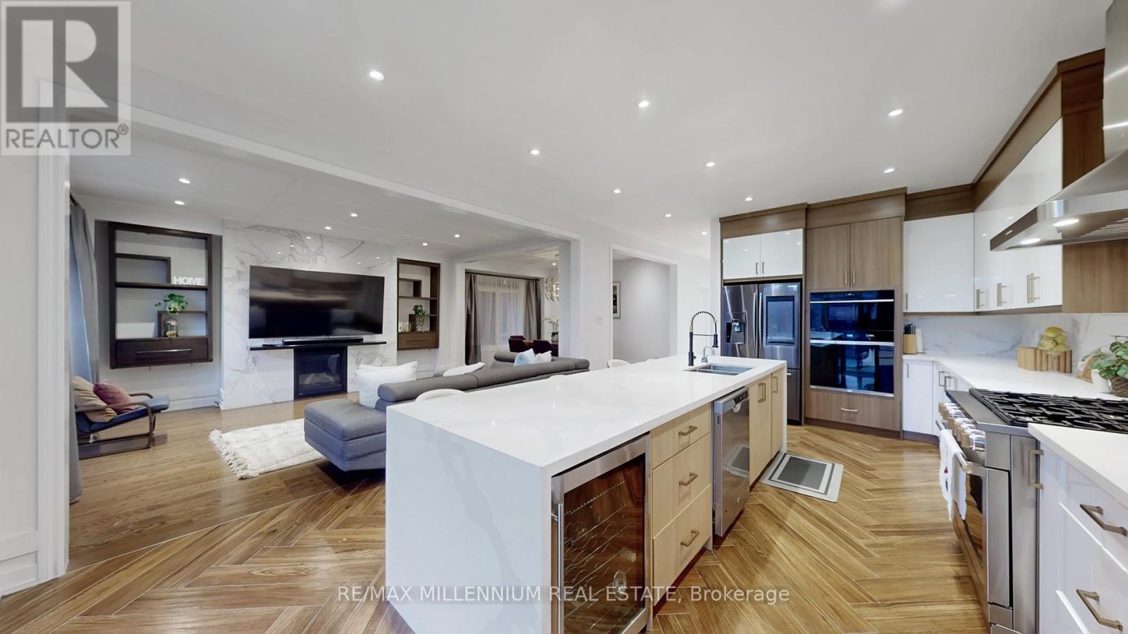 125 Cranbrook Crescent, Vaughan, Ontario  L4H 4G9 - Photo 10 - N12698552