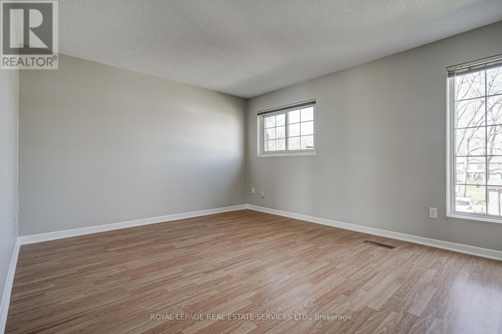 1 - 2411 Sovereign Street, Oakville, Ontario  L6L 1M1 - Photo 13 - W12594684