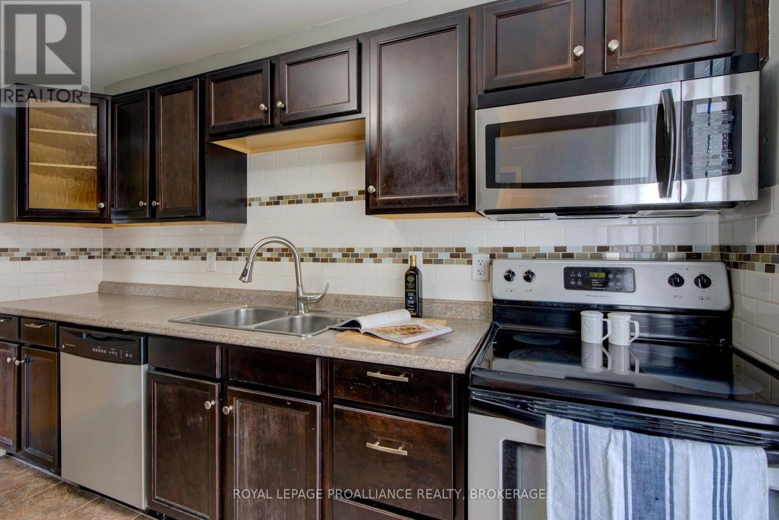 114 Drennan Street, Kingston, Ontario  K7K 2S5 - Photo 12 - X12671584