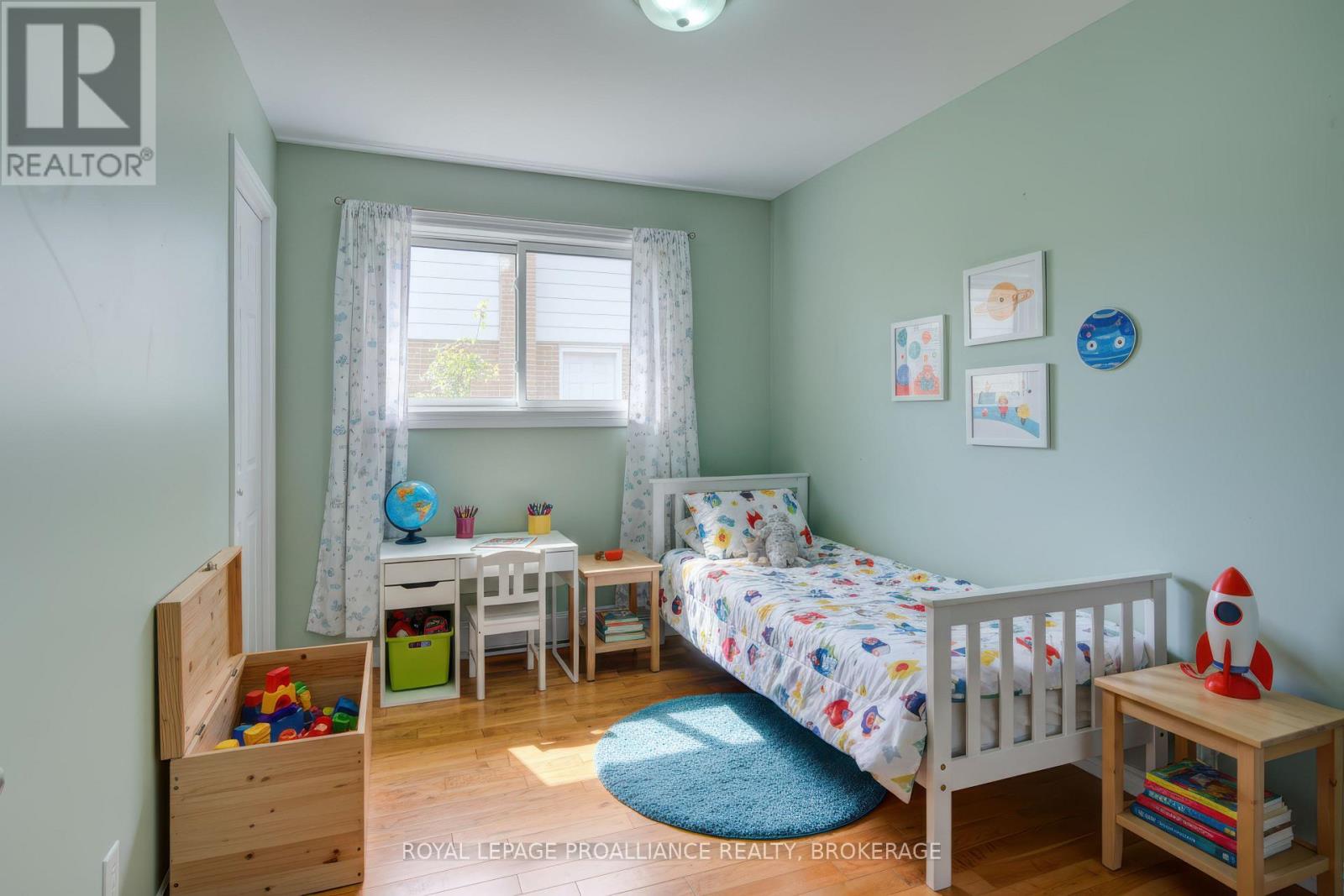 114 Drennan Street, Kingston, Ontario  K7K 2S5 - Photo 21 - X12671584