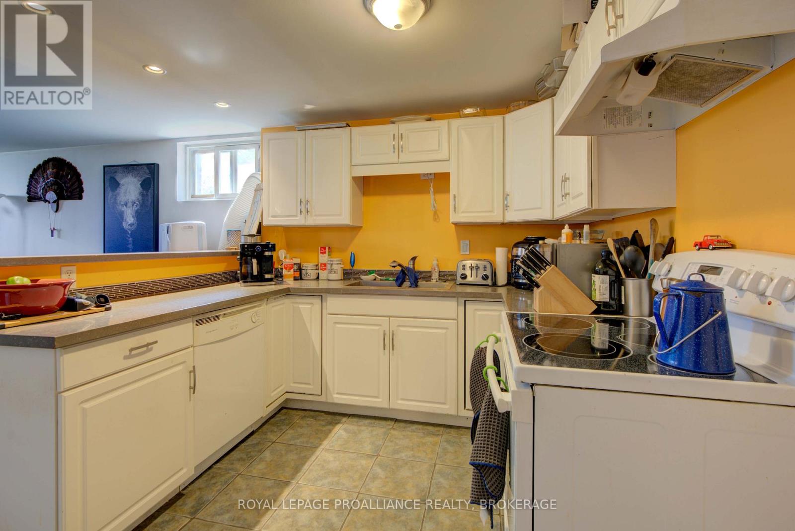 114 Drennan Street, Kingston, Ontario  K7K 2S5 - Photo 33 - X12671584