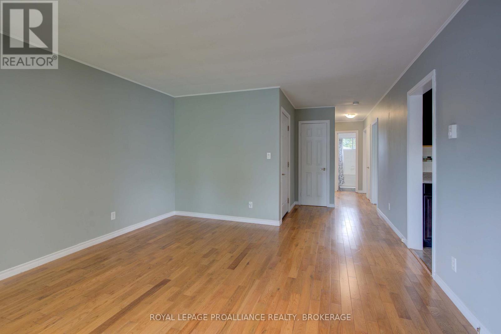 114 Drennan Street, Kingston, Ontario  K7K 2S5 - Photo 7 - X12671584