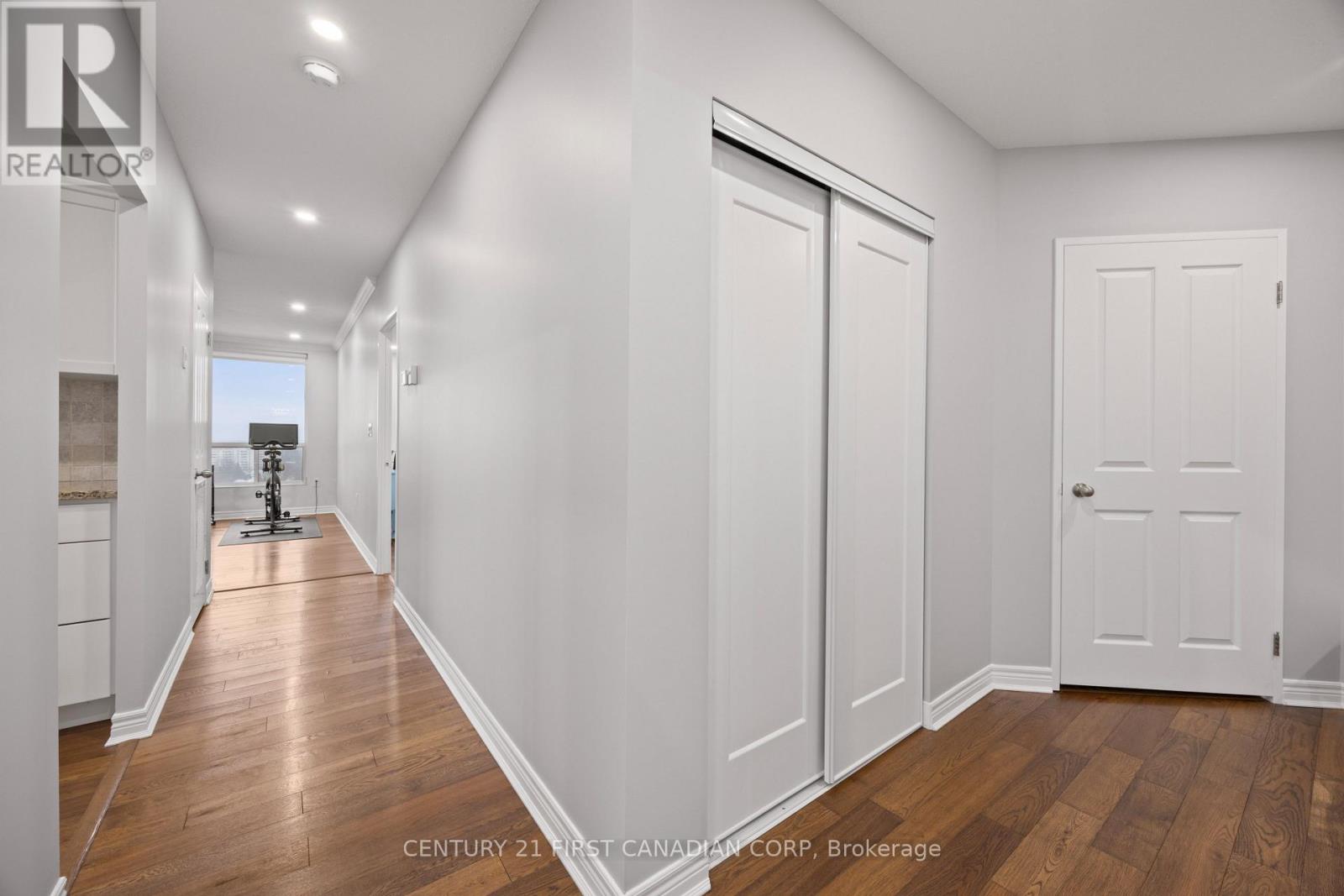 1104 - 353 Commissioners Road W, London South, Ontario  N6J 0A3 - Photo 9 - X12702868