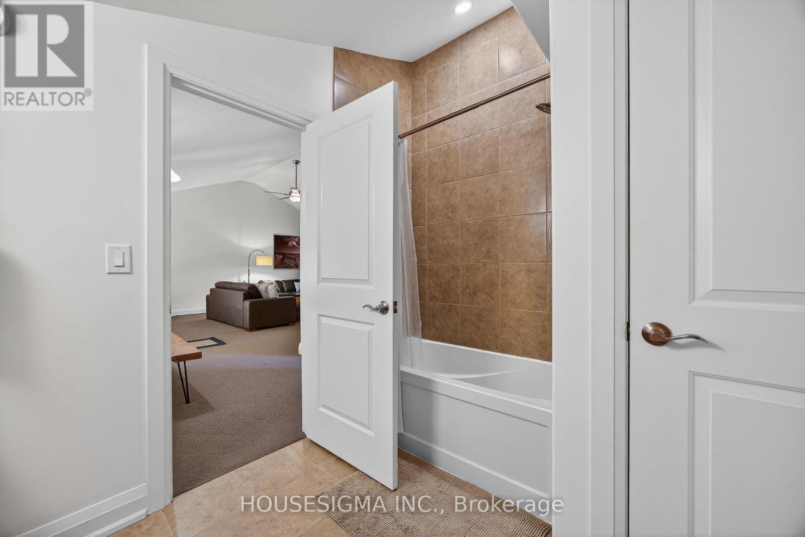 69 Landscape Drive, Oro-Medonte, Ontario  L3R 5B4 - Photo 38 - S12702024