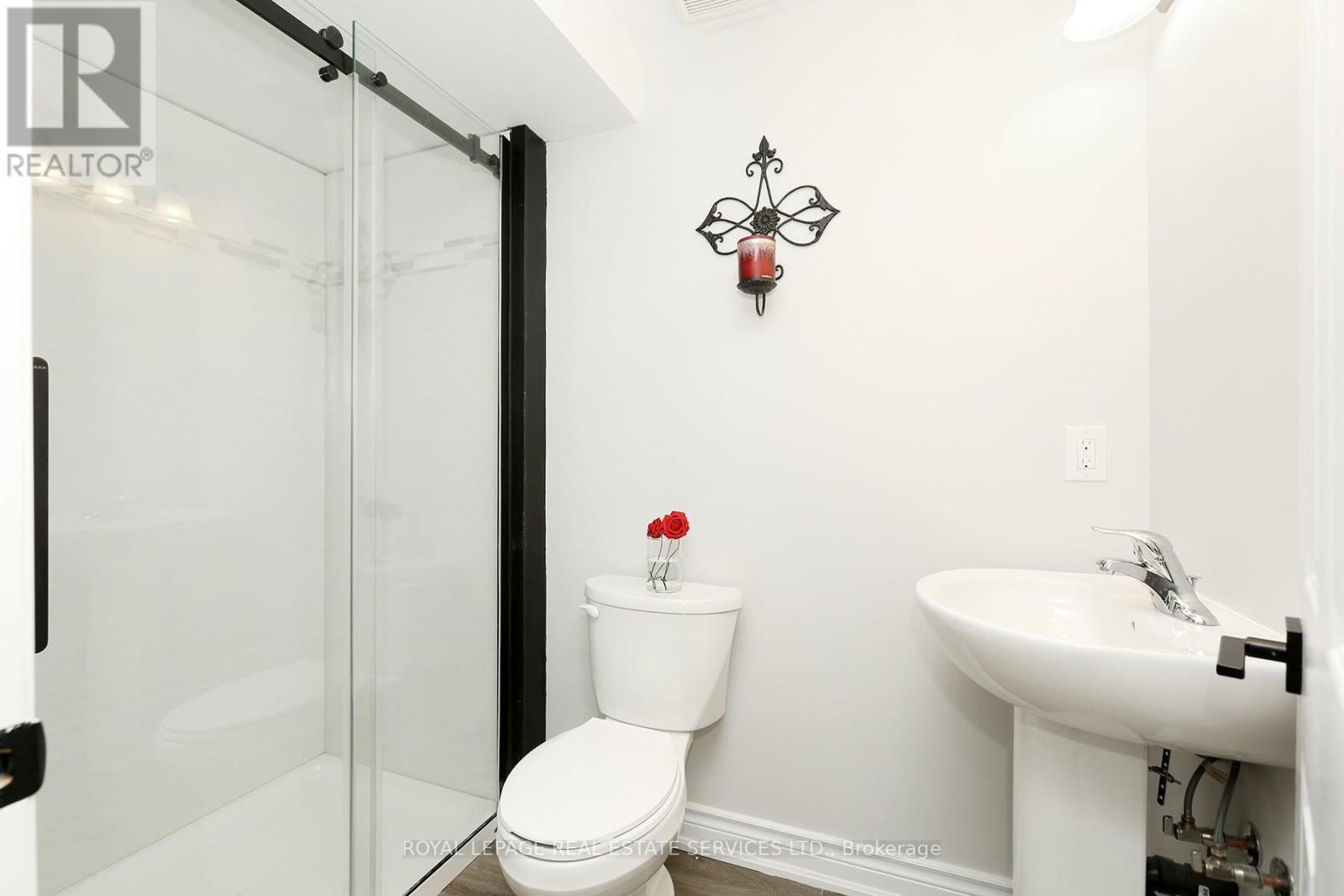 869 Burwell Street, Fort Erie, Ontario  L2A 1N1 - Photo 27 - X12382565