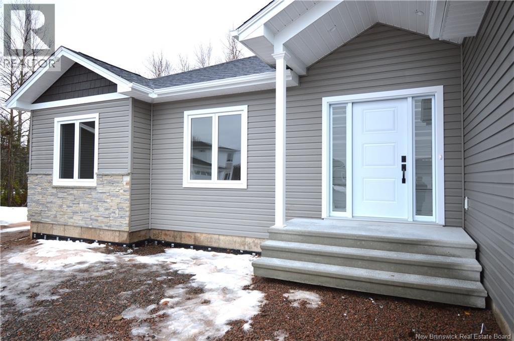 57 Robert, Shediac, New Brunswick  E4P 0R2 - Photo 3 - NB129904