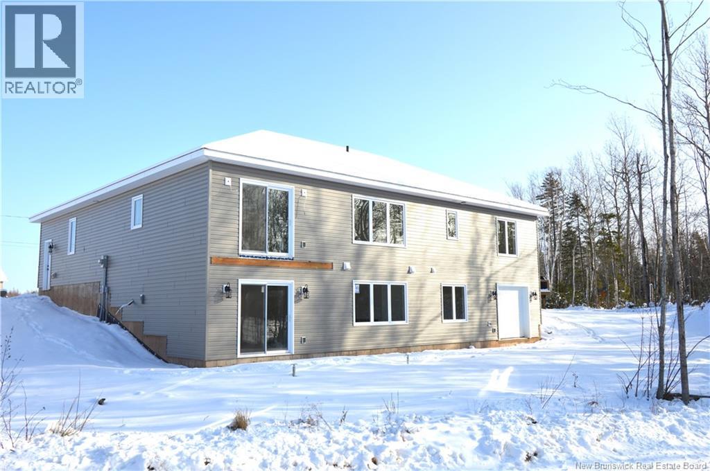 57 Robert, Shediac, New Brunswick  E4P 0R2 - Photo 4 - NB129904