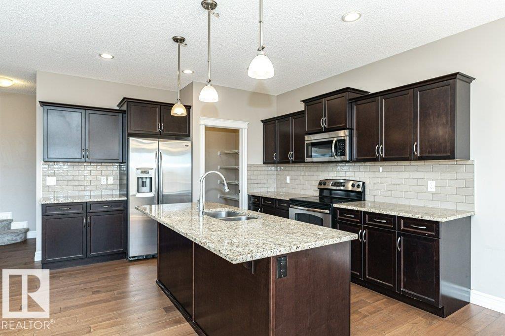 1920 33b St Nw, Edmonton, Alberta  T6T 0L3 - Photo 13 - E4469554