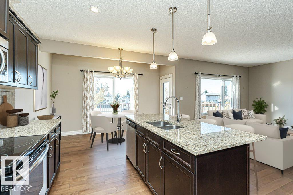 1920 33b St Nw, Edmonton, Alberta  T6T 0L3 - Photo 9 - E4469554