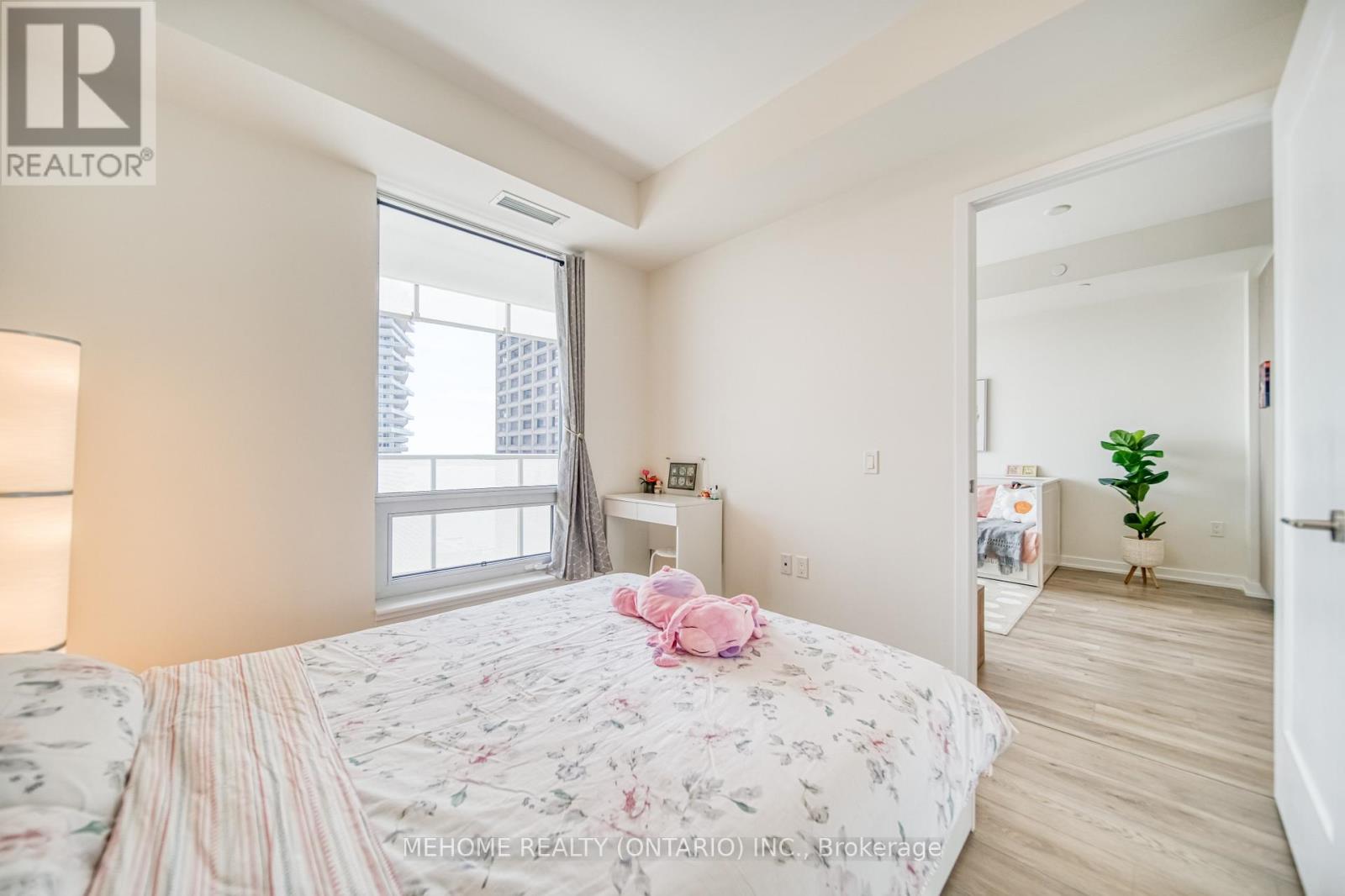 1501 - 28 Freeland Street, Toronto, Ontario  M5E 0E3 - Photo 16 - C12702860