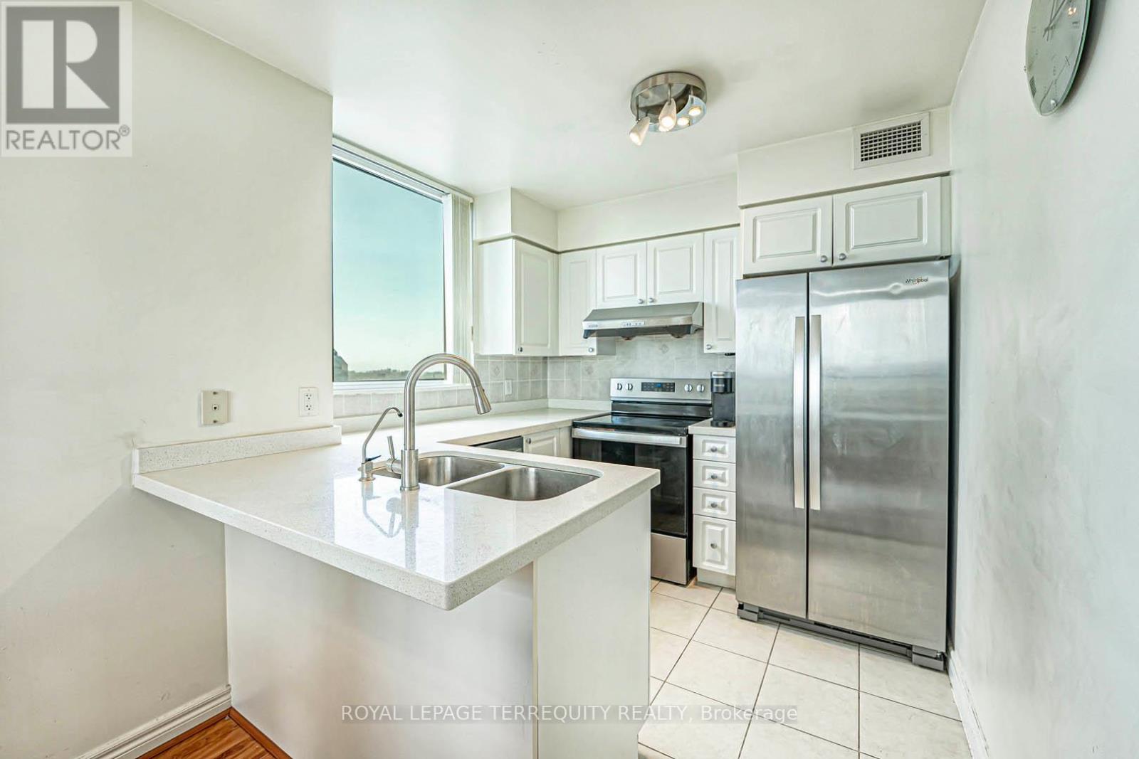 2610 - 23 Hollywood Avenue, Toronto (Willowdale East), Ontario  M2N 7L8 - Photo 18 - C12702870