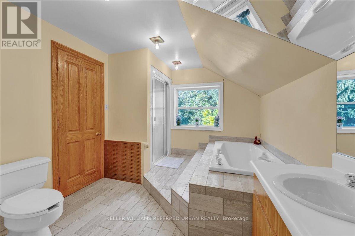 116 Burnett Avenue, Toronto, Ontario  M2N 1V5 - Photo 31 - C12702960