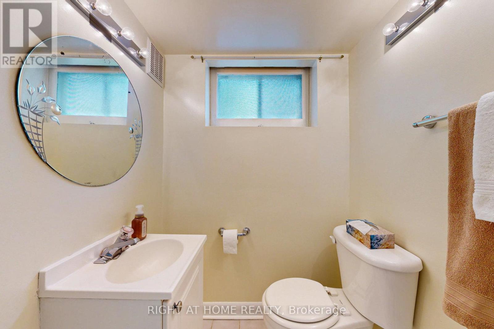 220 Homewood Avenue, Toronto, Ontario  M2M 1K6 - Photo 14 - C12702976