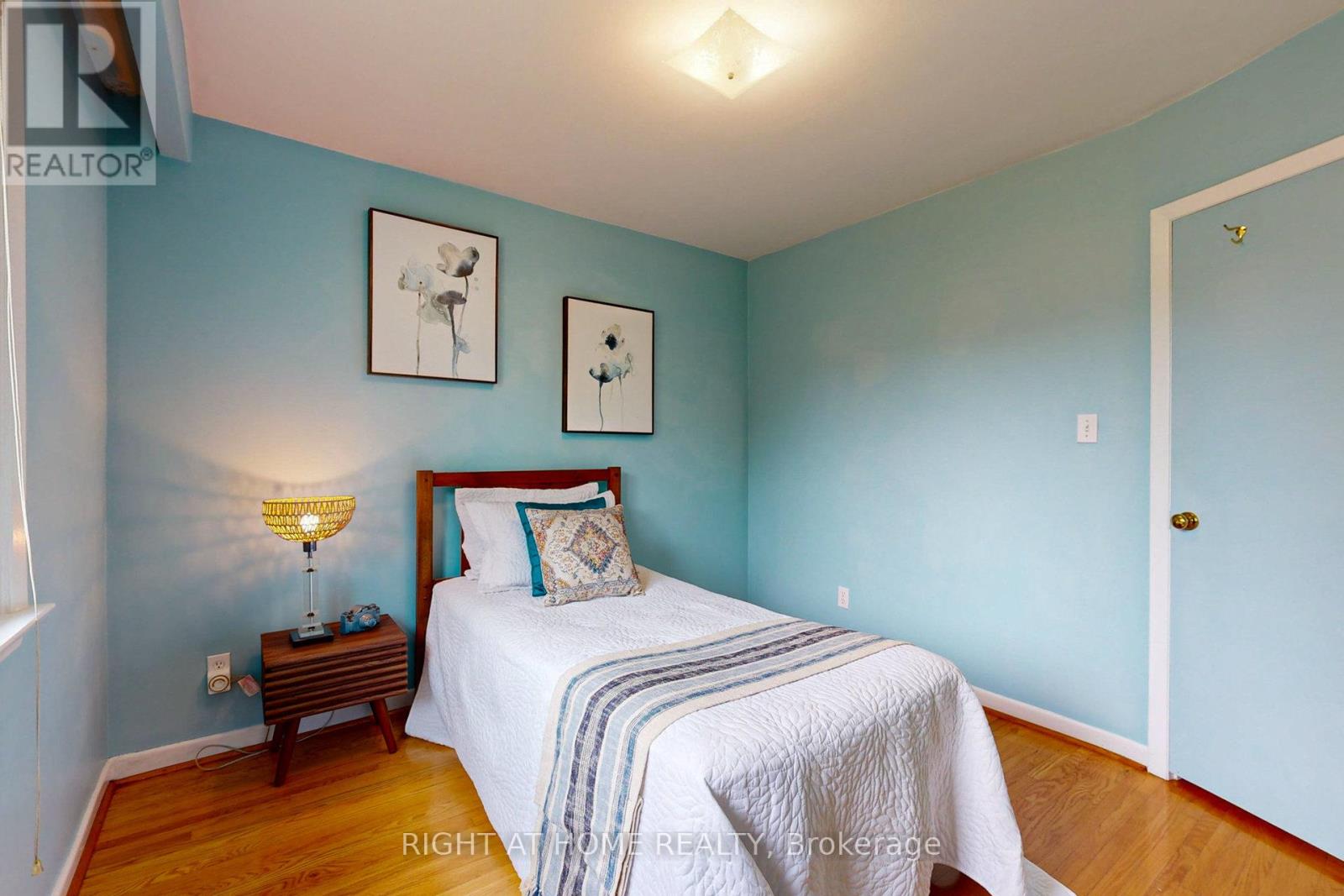 220 Homewood Avenue, Toronto, Ontario  M2M 1K6 - Photo 9 - C12702976