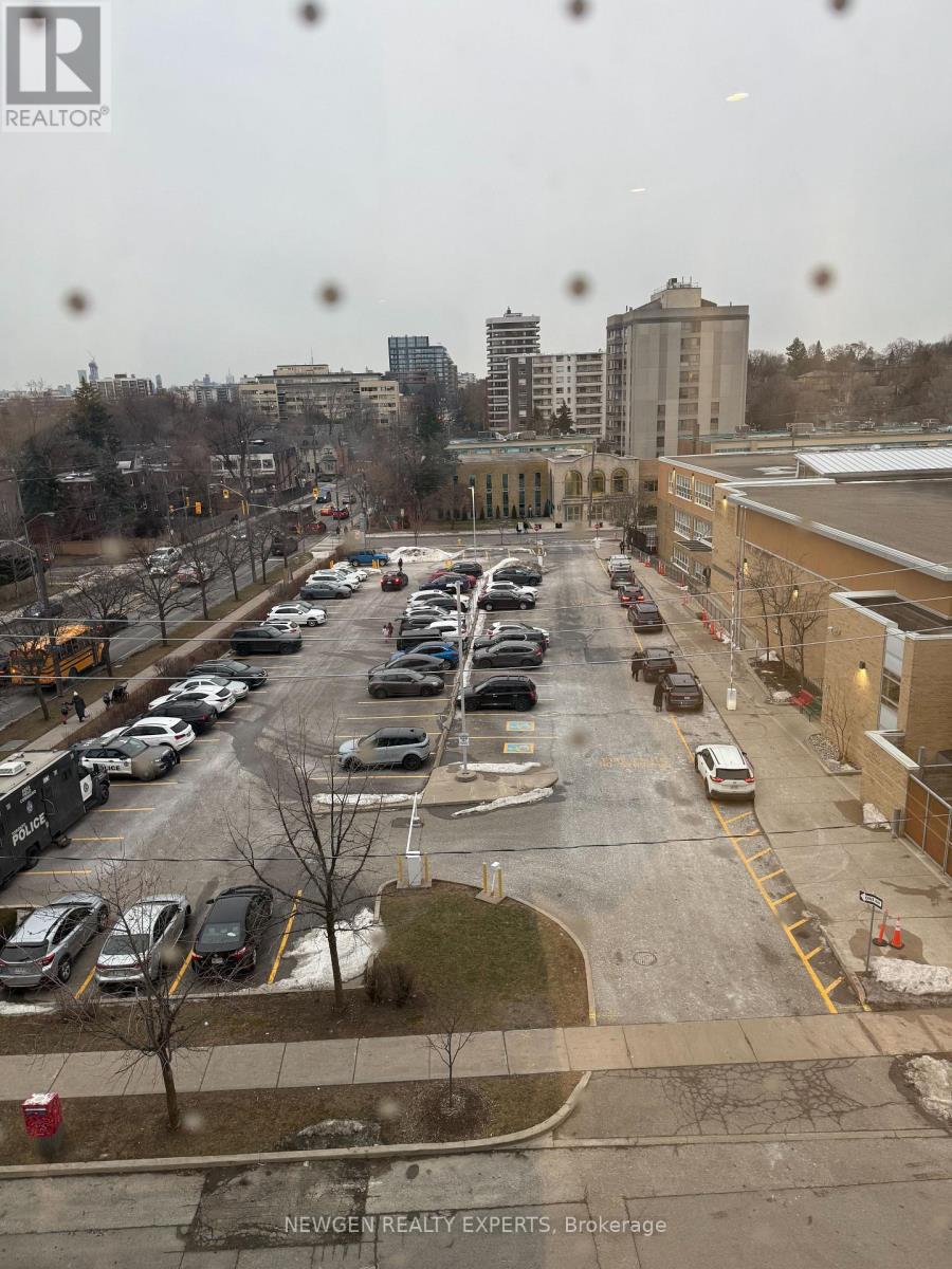 320 - 505 Glencairn Avenue S, Toronto (Englemount-Lawrence), Ontario  M6B 0B2 - Photo 4 - C12702988