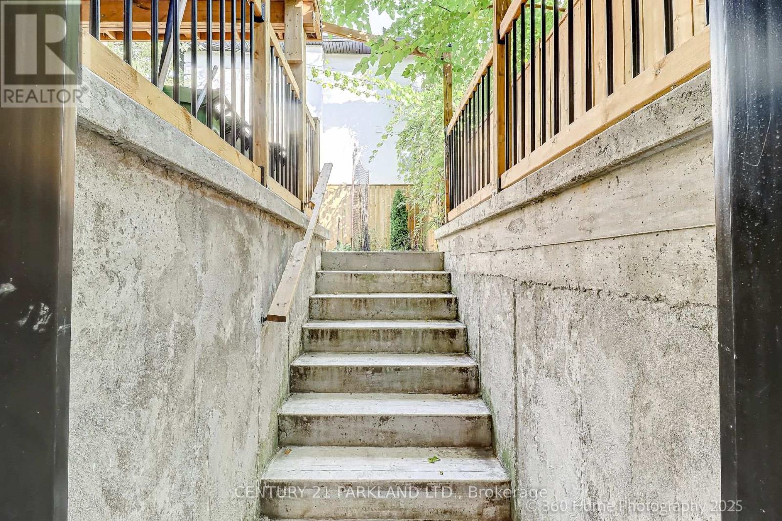 30 Glen Echo Road, Toronto, Ontario  M4N 2E1 - Photo 38 - C12702998