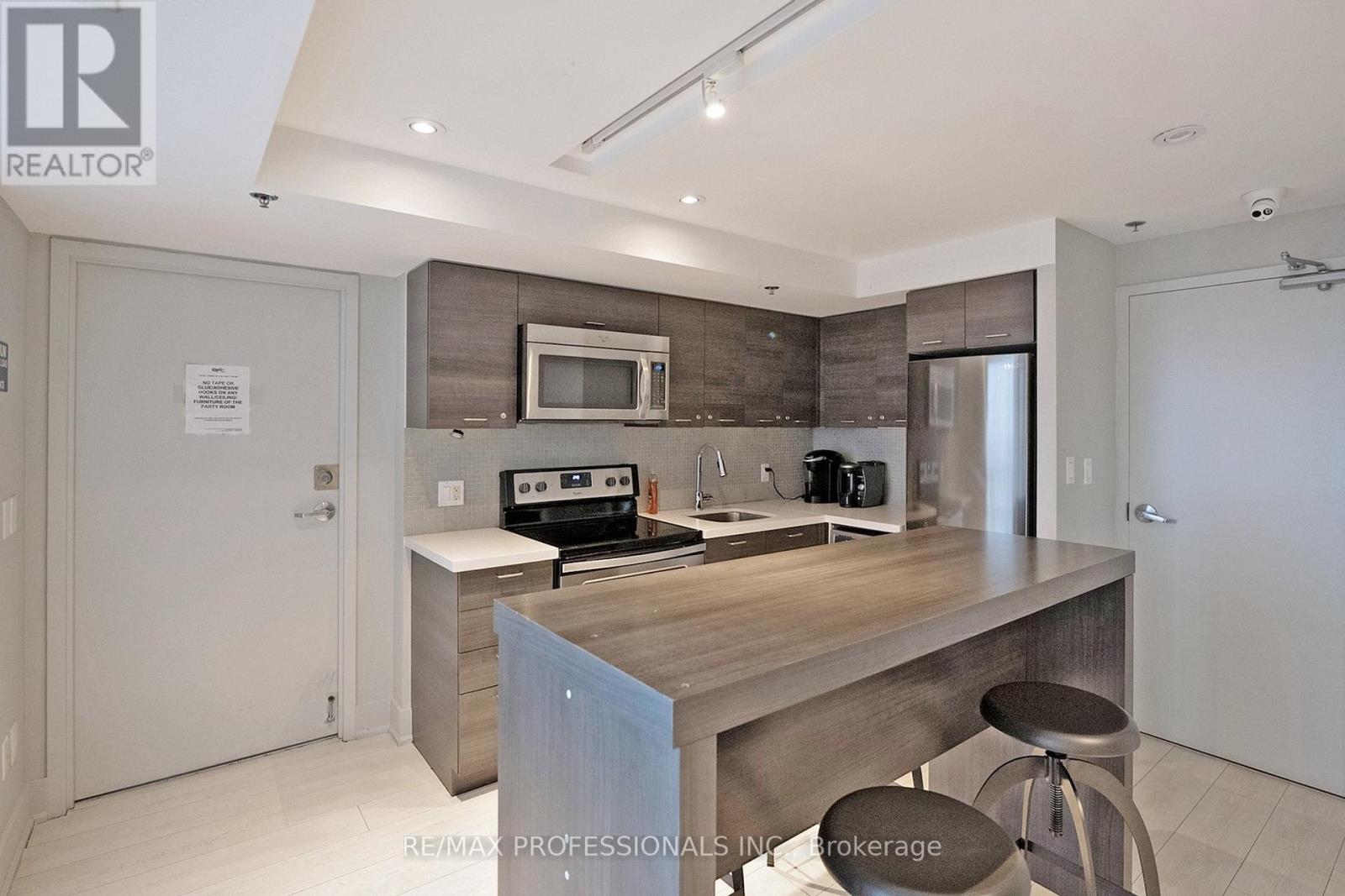 1123 - 68 Abell Street, Toronto, Ontario  M6J 0B1 - Photo 26 - C12703028