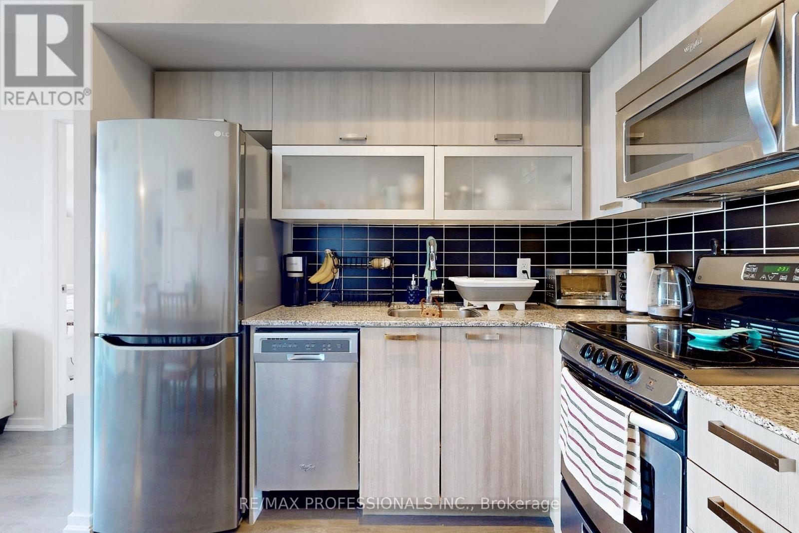 1123 - 68 Abell Street, Toronto, Ontario  M6J 0B1 - Photo 7 - C12703028