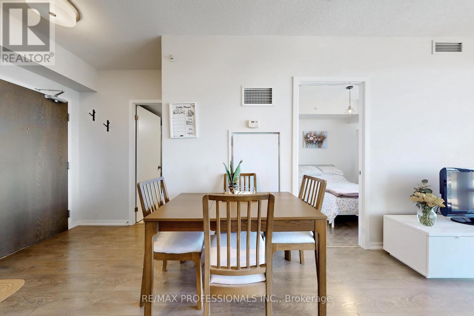 1123 - 68 Abell Street, Toronto, Ontario  M6J 0B1 - Photo 8 - C12703028