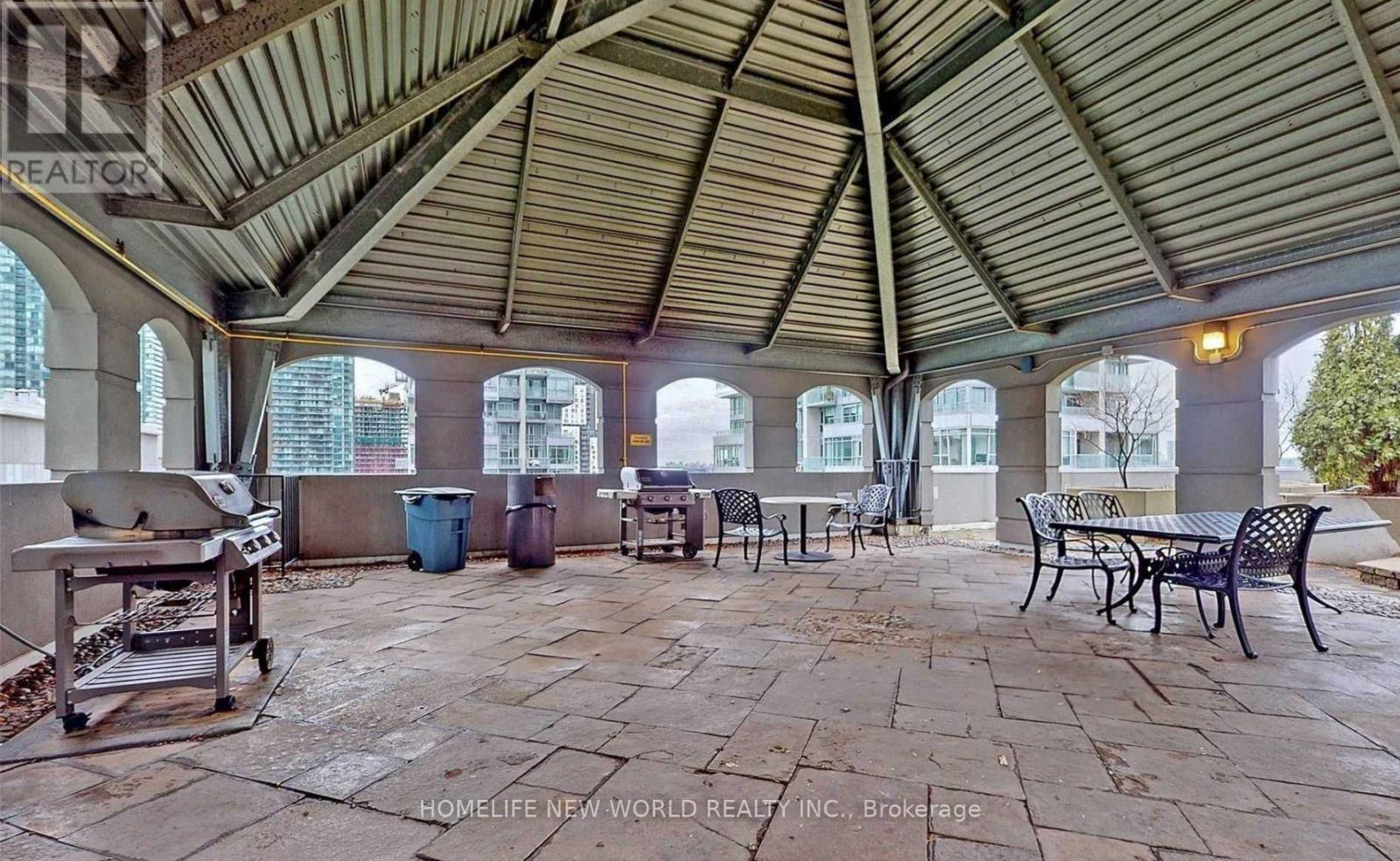 1406 - 140 Simcoe Street, Toronto, Ontario  M5H 4E9 - Photo 15 - C12703090