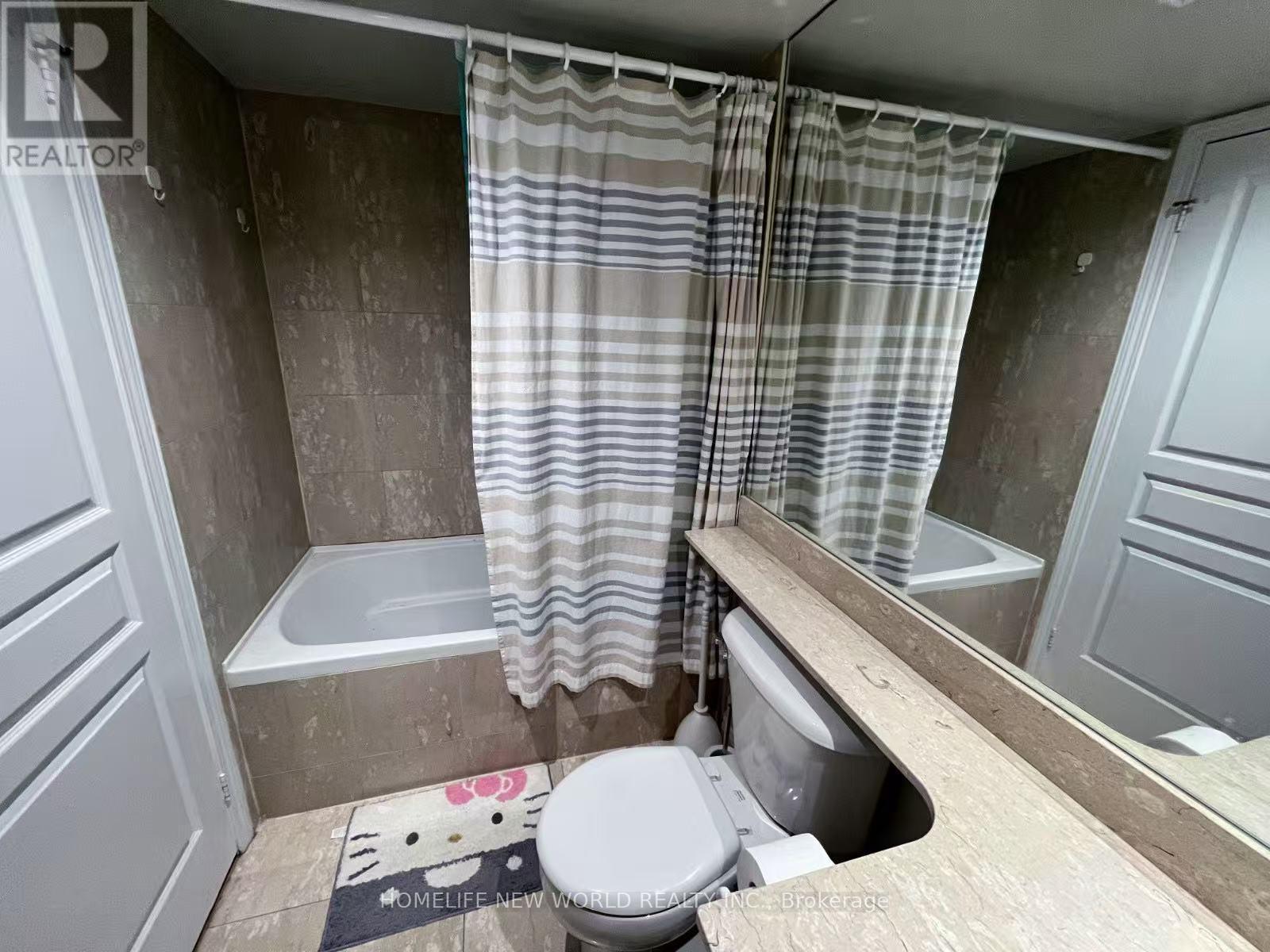 1406 - 140 Simcoe Street, Toronto, Ontario  M5H 4E9 - Photo 4 - C12703090