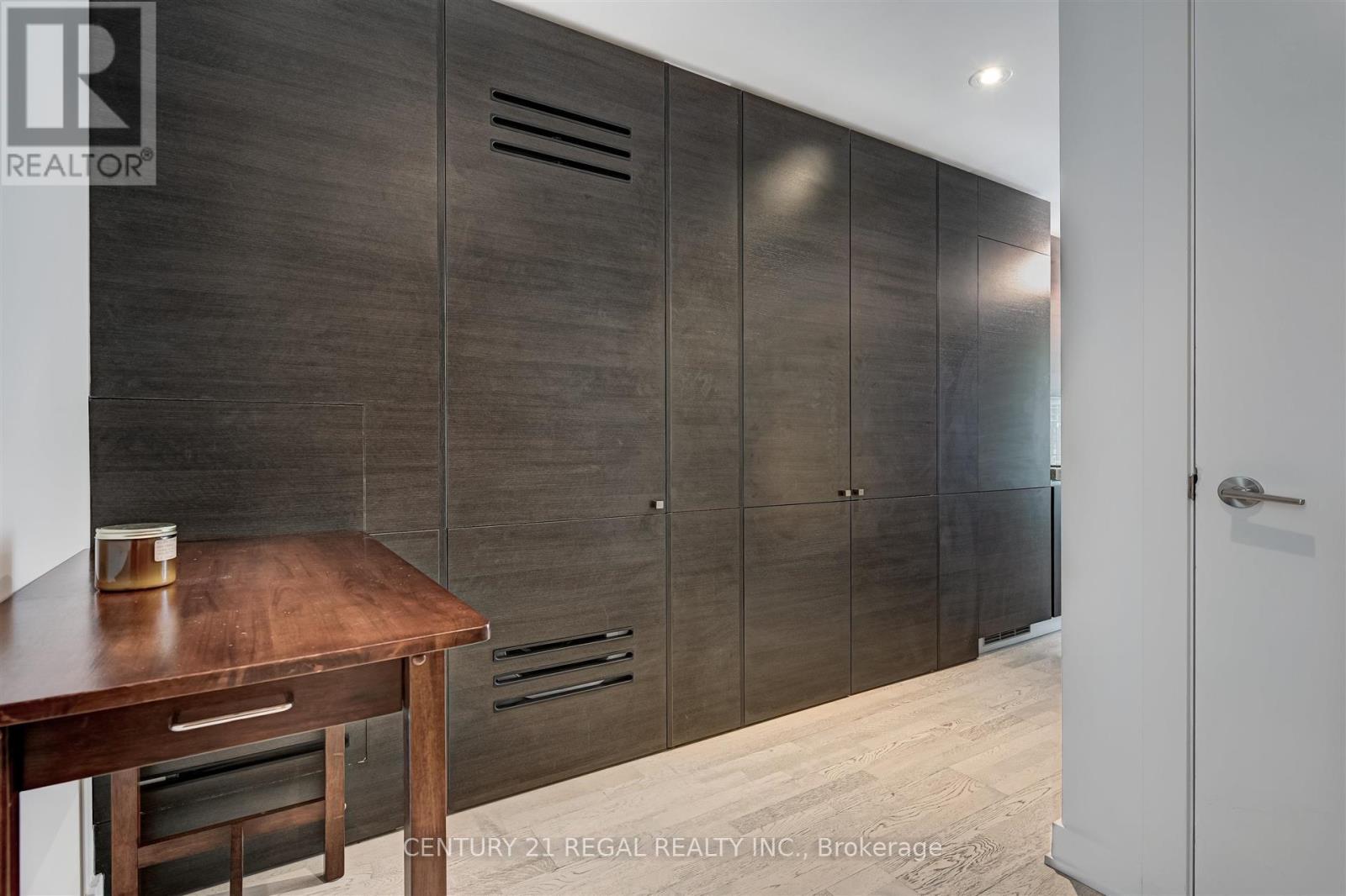 308 - 38 Stewart Street, Toronto, Ontario  M5V 0H1 - Photo 3 - C12703092