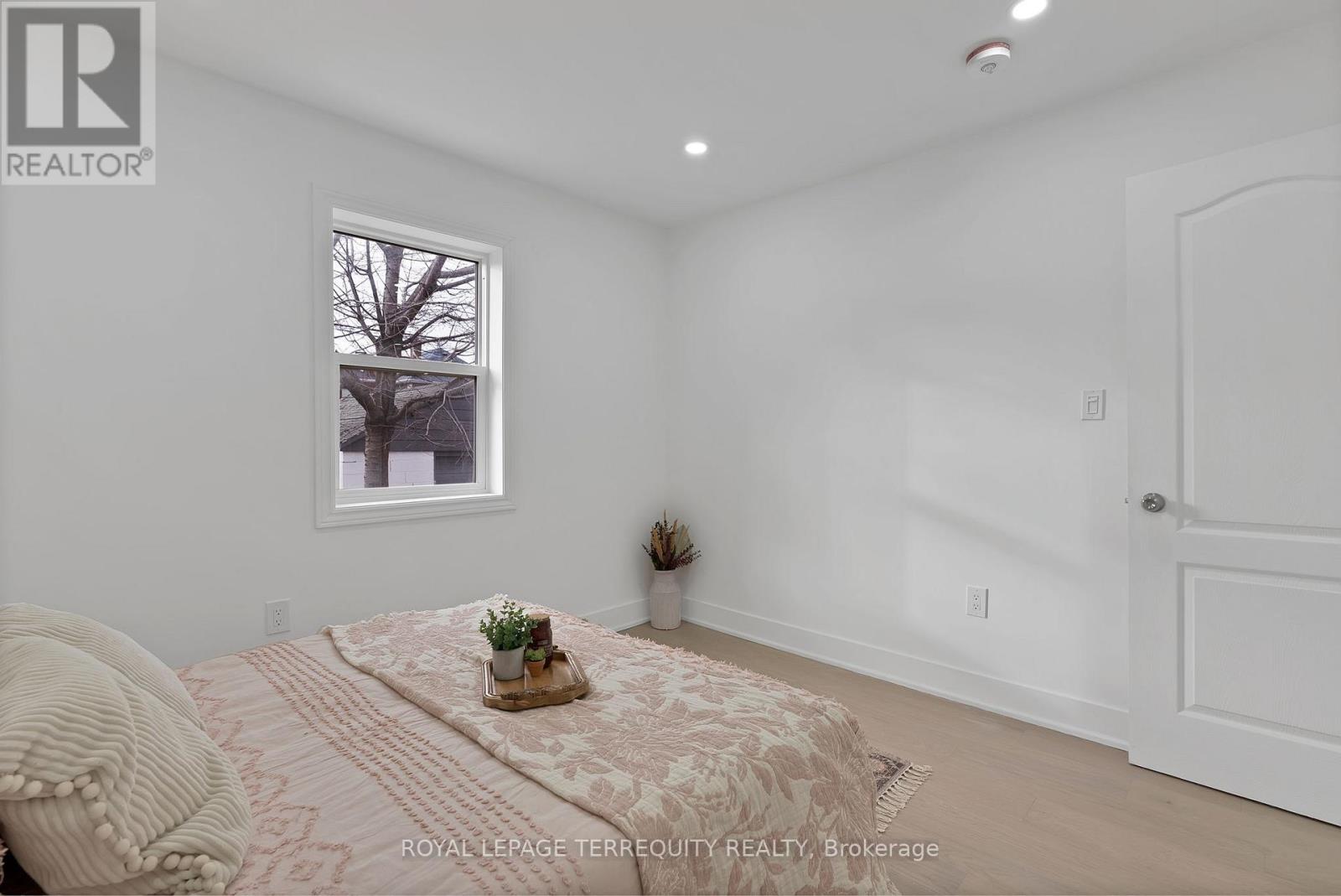 40 Leroy Avenue, Toronto, Ontario  M4J 4G8 - Photo 20 - E12702790