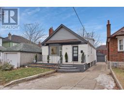 40 LEROY AVENUE, Toronto, Ontario
