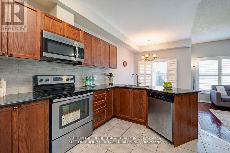 4 Hickman Road, Ajax (South East), Ontario  L1S 0C8 - Photo 18 - E12702902